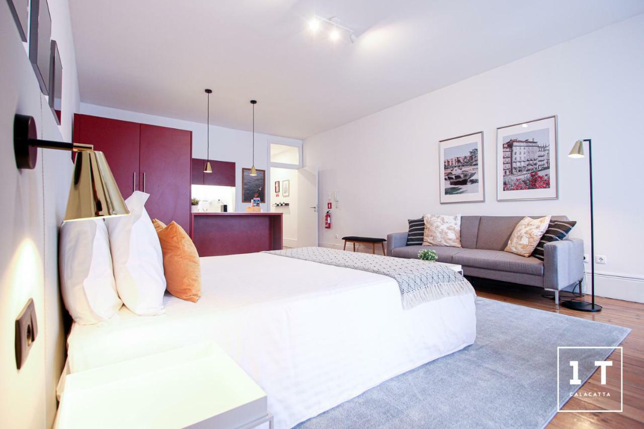 Calacatta Housing